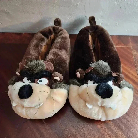 Warner Bros. Vintage 90's Tasmanian devil slippers kids size L no wear or terse. - Picture 1 of 5
